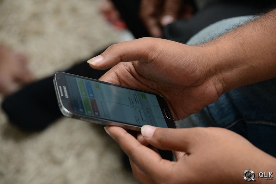 Nara-Rohith-Launches-iQlik-Movies-Android-APP